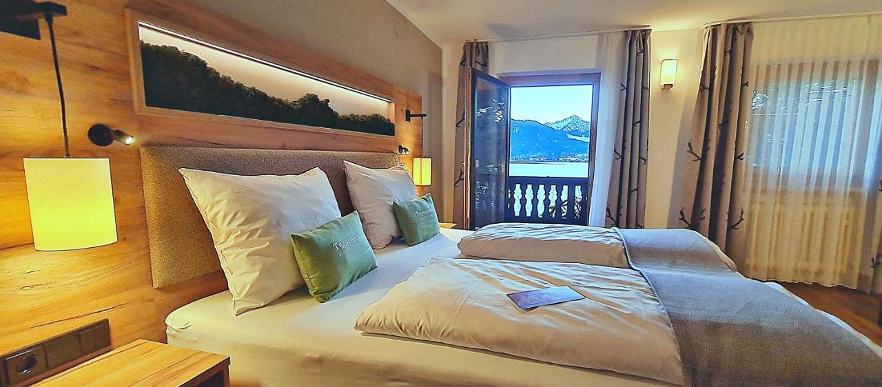 Seehotel Zur Post Tegernsee Esterno foto