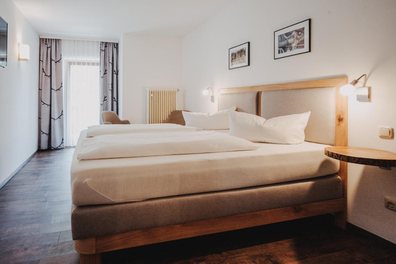 Seehotel Zur Post Tegernsee Esterno foto
